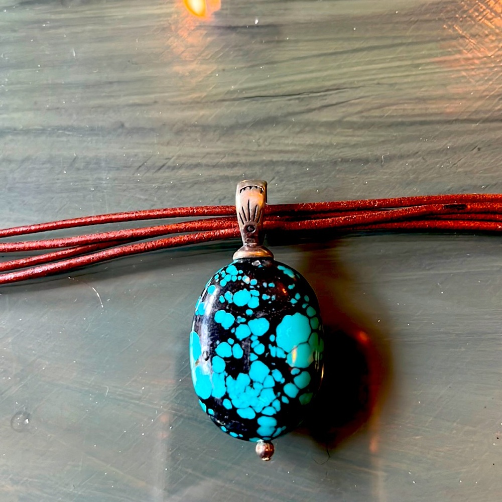 Leather cord with Turrquoise necklace